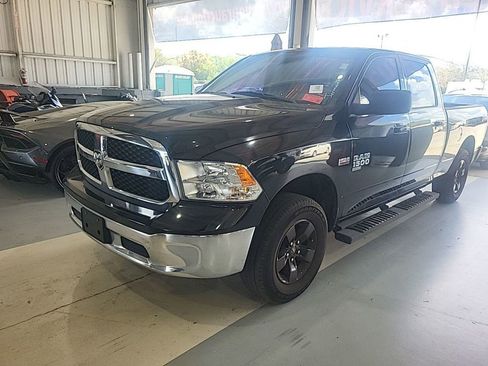 Used 2019 RAM 1500 Classic SLT RWD image 3