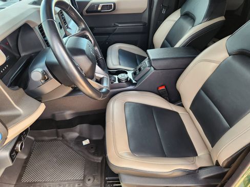 Used 2024 Ford Bronco Wildtrak AWD/4WD image 13