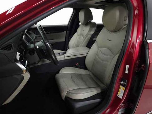 Used 2018 Cadillac CT6 Luxury image 15