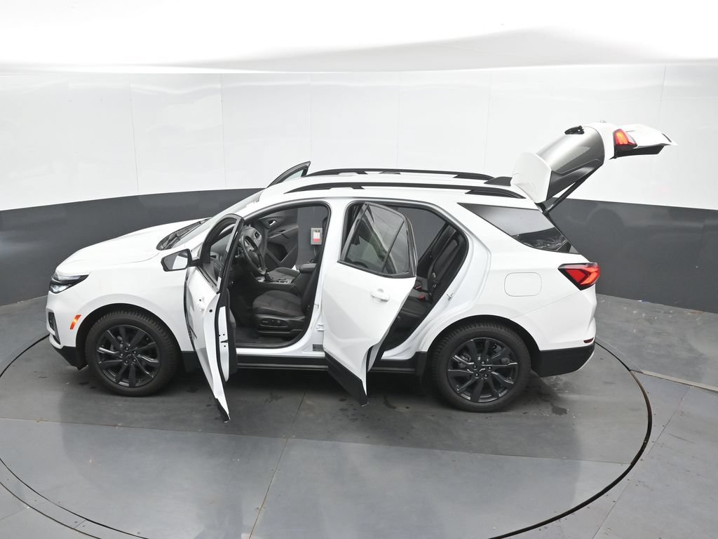 Used 2024 Chevrolet Equinox RS FWD image 42