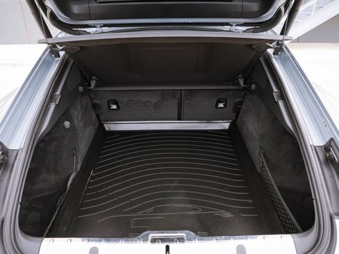 Used 2018 Porsche Panamera 4S image 30