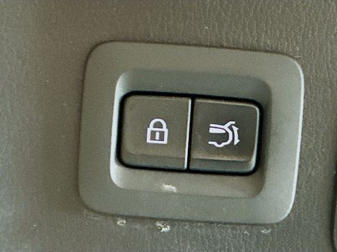 Used 2025 MAZDA CX-90 3.3 Turbo w/ Select Package image 30