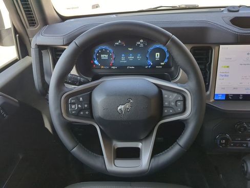 Used 2025 Ford Bronco Outer Banks w/ Matte Film Protection Package image 16