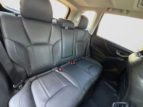 Used 2019 Subaru Forester Touring AWD/4WD image 18