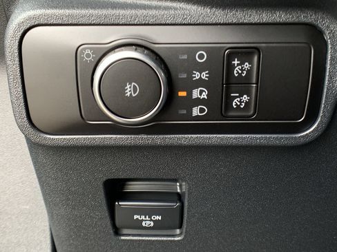 New 2025 Ford Bronco Heritage Edition image 30