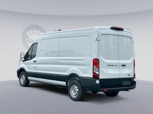 New 2026 Ford Transit 250 Base w/ Load Area Protection Package image 4