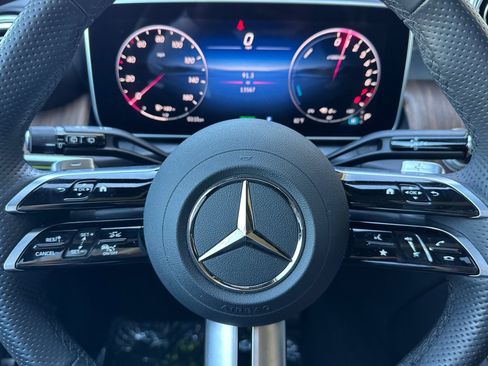 Certified 2025 Mercedes-Benz GLC 350e 4MATIC image 11