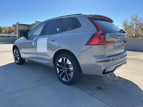 New 2026 Volvo XC60 B5 Plus w/ Protection Package Premier image 5