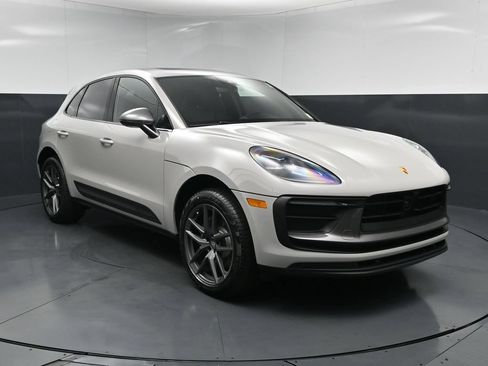 New 2026 Porsche Macan Turbo AWD/4WD image 12