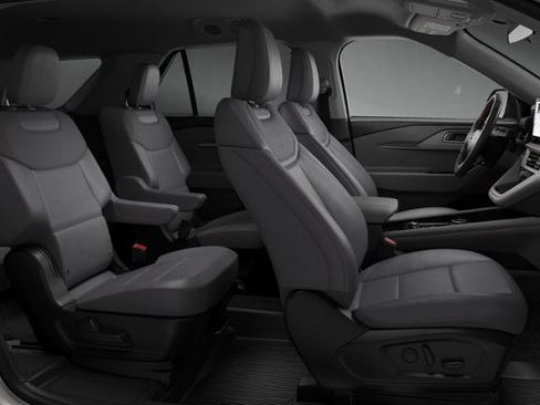 New 2026 Ford Explorer Active RWD image 29