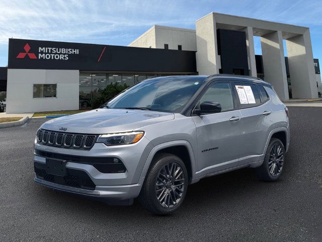 Used 2023 Jeep Compass High Altitude AWD/4WD image 1