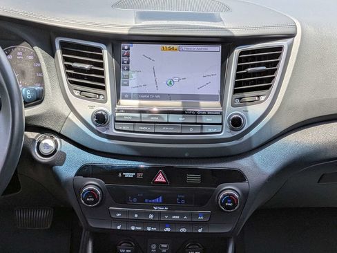 Used 2018 Hyundai Tucson SEL Plus FWD image 19