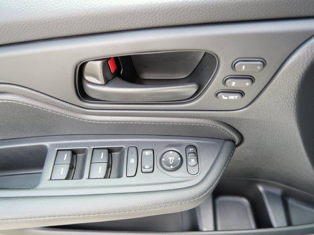 Used 2026 Honda Odyssey Sport-L image 16