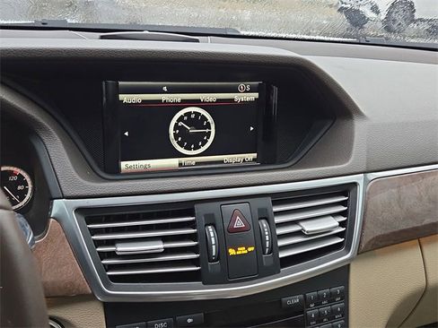 Used 2013 Mercedes-Benz E 350 Sedan image 11