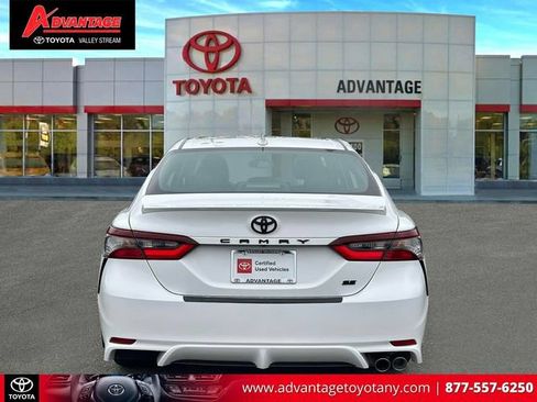 Used 2024 Toyota Camry SE w/ Cold Weather Package FWD image 8