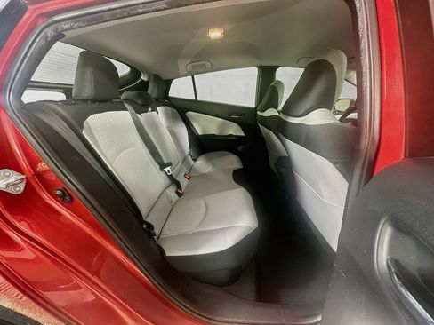 Used 2016 Toyota Prius Two FWD image 29