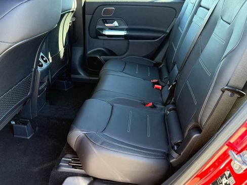 New 2026 Mercedes-Benz GLB 35 AMG 4MATIC image 27