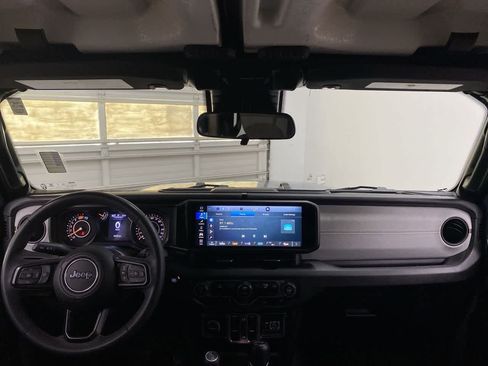 Used 2024 Jeep Wrangler Sport S image 11