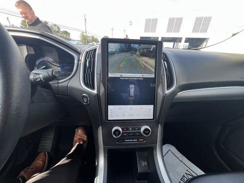 Used 2021 Ford Edge SEL w/ Cargo Accessory Package image 15