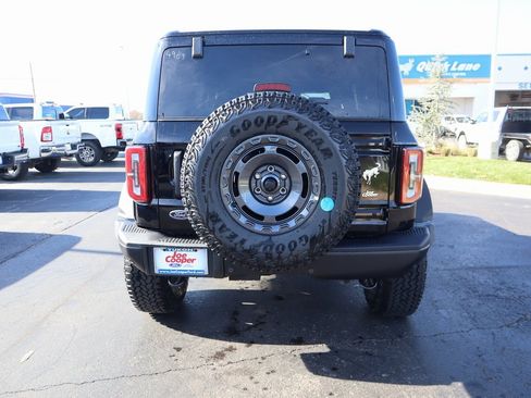 New 2025 Ford Bronco Badlands image 24