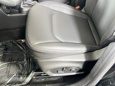 Used 2023 Jeep Renegade Limited AWD/4WD image 19