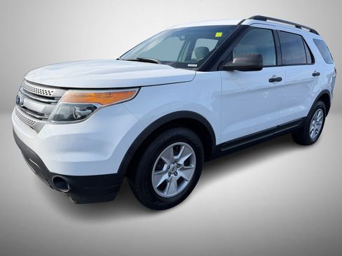 Used 2014 Ford Explorer FWD image 2