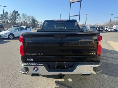 Used 2019 Chevrolet Silverado 1500 LTZ image 7