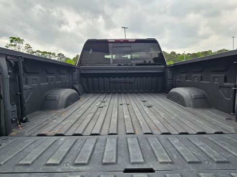 Used 2022 GMC Sierra 2500 AT4 w/ AT4 Preferred Package AWD/4WD image 29