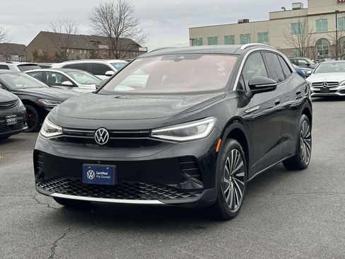 Used 2023 Volkswagen ID.4 Pro S Plus image 3