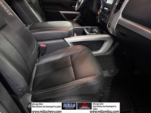 Used 2019 Nissan Titan PRO-4X w/ Pro-4x Utility Package image 18