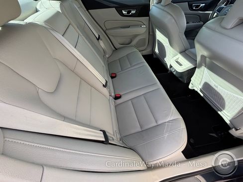 Used 2022 Volvo S60 B5 Momentum w/ Premium Package image 14