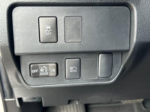 Used 2023 Toyota Tacoma SR5 image 24