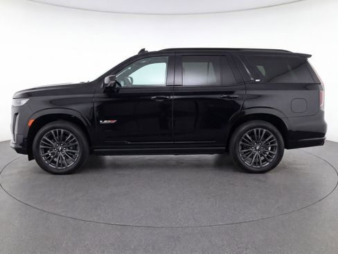 Used 2023 Cadillac Escalade V AWD/4WD image 6