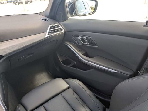 Used 2025 BMW 330i Sedan RWD image 17