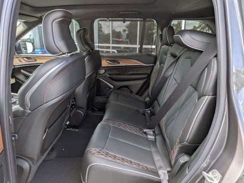 New 2026 Jeep Grand Cherokee Summit AWD/4WD image 12