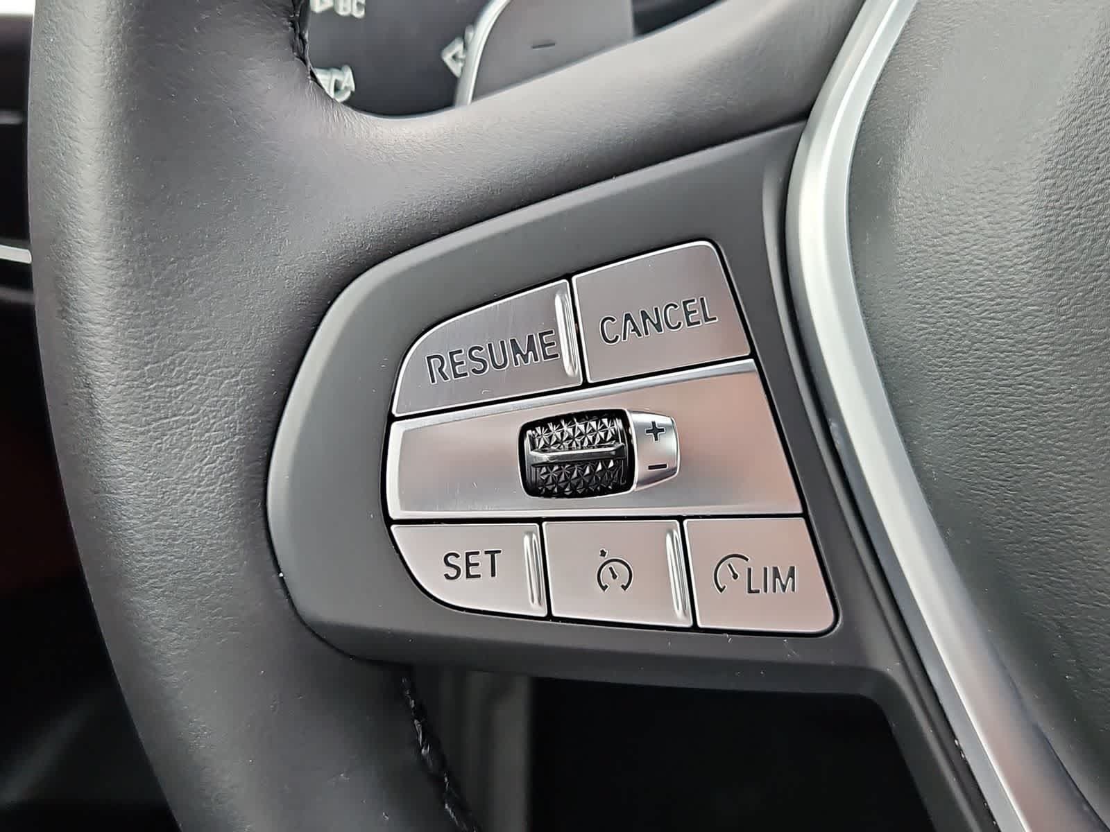 Used 2024 BMW X3 sDrive30i w/ Convenience Package RWD image 13