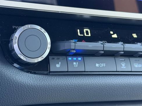 New 2026 Toyota Tundra Limited image 22