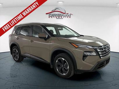 Used 2025 Nissan Rogue SV w/ SV Premium Package