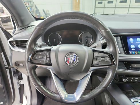 Used 2024 Buick Enclave Premium image 23