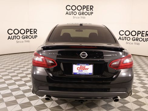 Used 2018 Nissan Altima 2.5 SR w/ SR Midnight Edition image 21