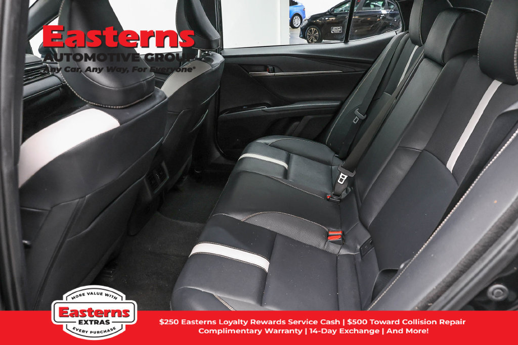 Used 2025 Toyota Camry SE FWD image 21