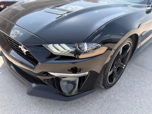 Used 2021 Ford Mustang GT Premium w/ Equipment Group 401A RWD image 29