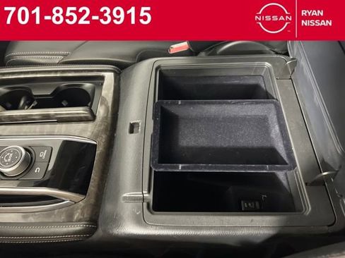 Used 2023 Nissan Armada Platinum w/ Captain's Chairs Package image 27