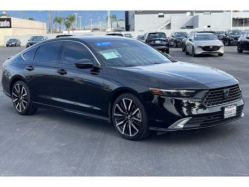 Certified 2023 Honda Accord Touring image 8