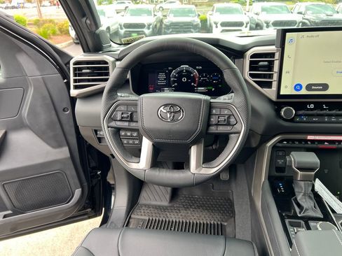 New 2026 Toyota Tundra Limited AWD/4WD image 12