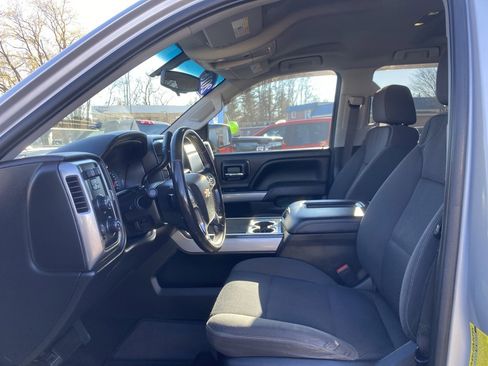 Used 2018 Chevrolet Silverado 1500 LT w/ All Star Edition image 9