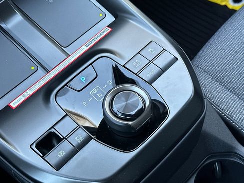 New 2026 Toyota bZ XLE Plus image 20