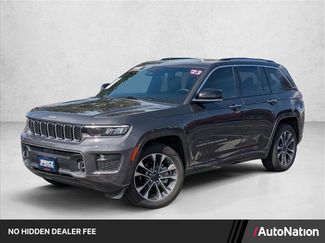 Used 2023 Jeep Grand Cherokee Overland w/ Luxury Tech Group IV AWD/4WD video 1