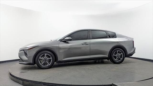 Used 2025 Kia K4 FWD image 3