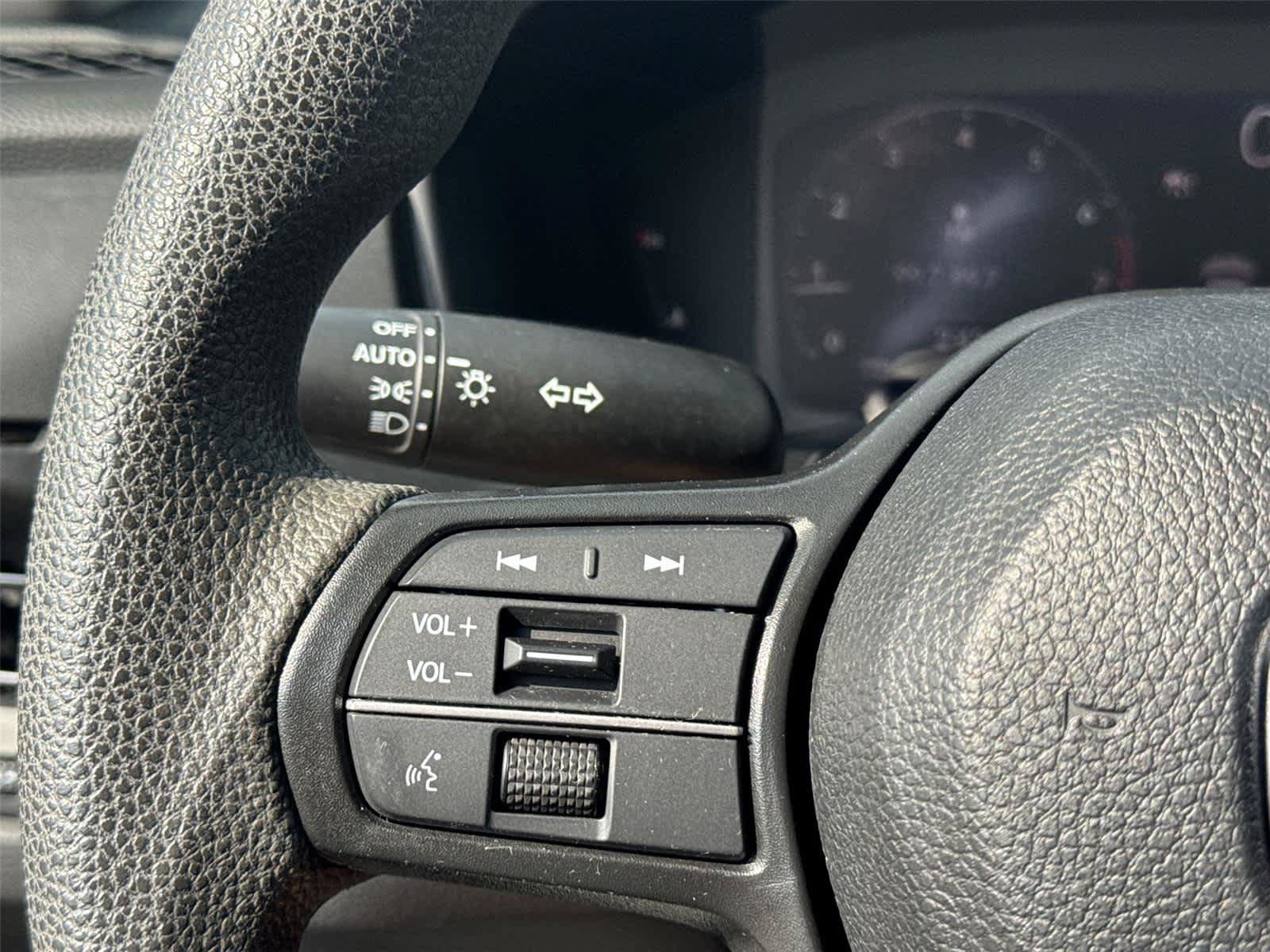 Used 2023 Honda Accord LX image 19
